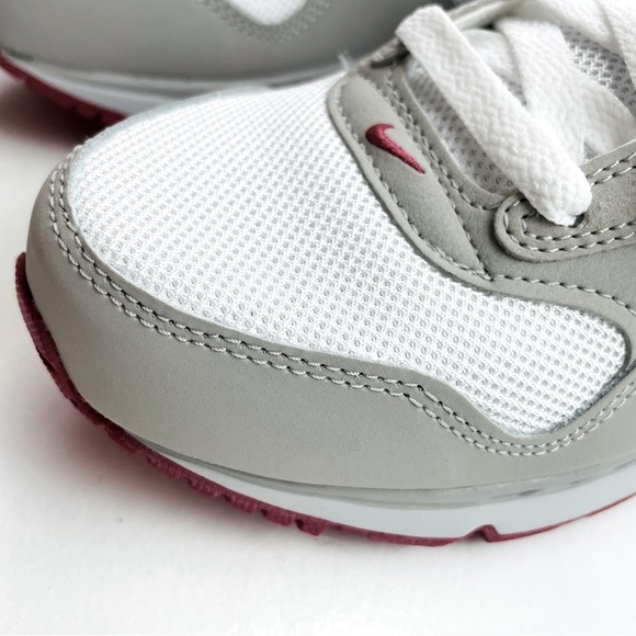 Nike Women's Air Max Correlate Running Shoes White Fuchsia Gray size 8 - Picture 7 of 8